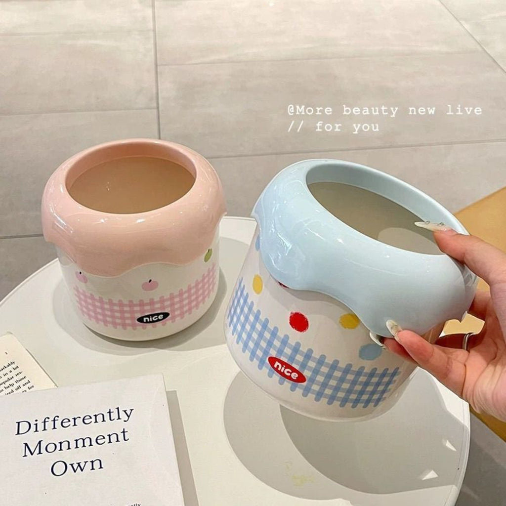 1pc Cute and Stylish Office Covered Storage Bin | Adorable Plastic Wastebasket, Oval Shape, No Electricity Needed